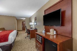 Room #27632605 at Spark by Hilton Pelham Birmingham I 65