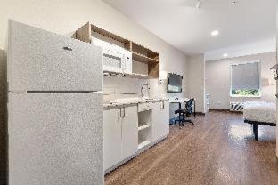 Room #613547609 at Extended Stay America Suites Colonial Heights Fort Lee
