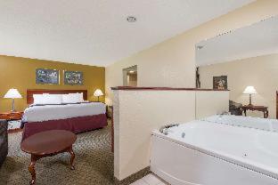 Room #43965325 at Days Inn by Wyndham Norton
