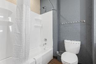 Room #613547612 at Extended Stay America Suites Colonial Heights Fort Lee