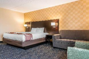 Room #2232010 at Quality Inn & Suites Mall of America - MSP Airport