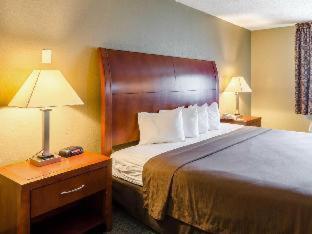 Room #49022708 at Quality Inn Chicopee - Springfield