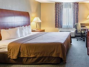 Room #49022708 at Quality Inn Chicopee - Springfield