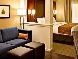 Room #57657106 at Comfort Suites Fargo Medical Center