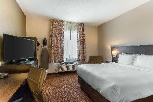 Room #167326106 at Suburban Studios Midland I-20