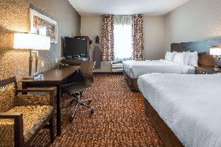 Room #167326107 at Suburban Studios Midland I-20