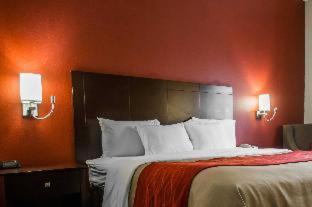 Room #4548506 at Wingate by Wyndham Biloxi/Ocean Springs