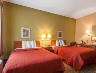 Room #49401311 at Quality Inn Joplin I-44
