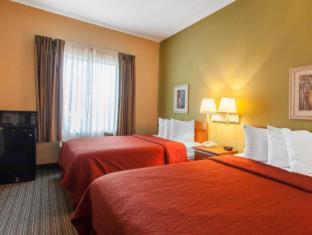 Room #49401311 at Quality Inn Joplin I-44