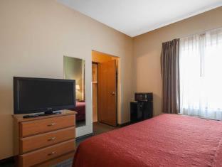 Room #49401312 at Quality Inn Joplin I-44