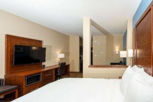 Room #595374109 at Comfort Suites Cedar Park - Austin Northwest