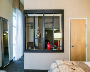 King Suite - Non-Smoking at Wyndham Noblesville