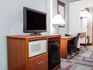 Room #49047807 at Suburban Studios Kansas City Airport North