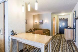 Room #119504507 at Wyndham Avon