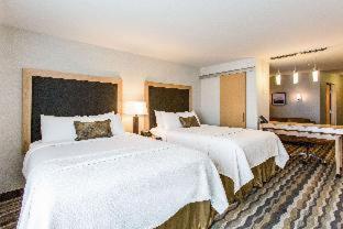 Room #119504507 at Wyndham Avon