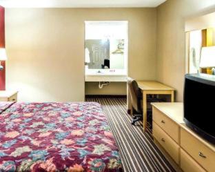 Room #49126114 at Baymont by Wyndham Pine Grove