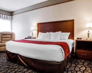 Room #49047809 at Suburban Studios Kansas City Airport North