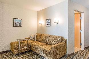Room #119504511 at Wyndham Avon