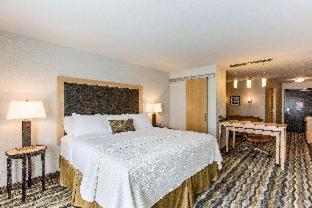 Room #119504511 at Wyndham Avon