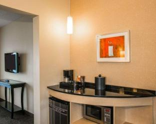 1 King Bed, One-Bedroom, Mobility/Hearing Accessible Suite, Roll-In Shower, NSMK at Wyndham Noblesville