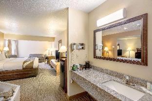 Room #47823812 at Quality Inn - Storm Lake