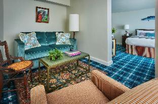 Room #43926311 at Graduate by Hilton Charlottesville