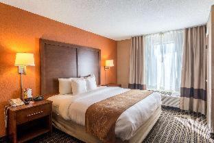 Accessible King Suite with Sofabed - Non Smoking at Atwell Suites Panama City Beach Southeast by IHG