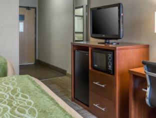 Room #48992314 at Comfort Inn Collinsville near St. Louis