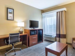 Room #48992315 at Comfort Inn Collinsville near St. Louis