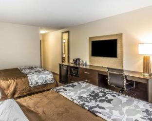Room #144694405 at Sleep Inn & Suites Jasper I-22