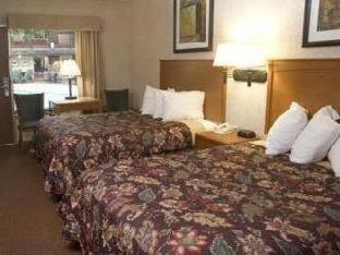 Room #128592829 at Best Western Bridgeview Hotel