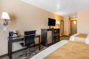 Room #33335818 at Quality Inn & Suites Albuquerque North near Balloon Fiesta Park