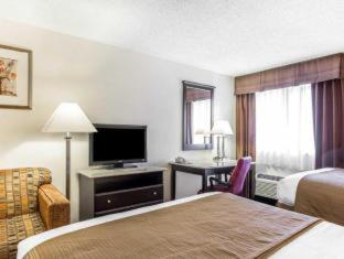 Room #49073905 at Quality Inn & Suites Coliseum