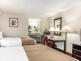 Room #49073905 at Quality Inn & Suites Coliseum