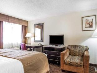 Room #49073906 at Quality Inn & Suites Coliseum