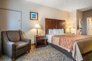 Room #18859110 at Comfort Inn & Suites Seattle North