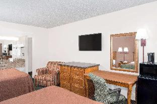 Room #34981253 at Howard Johnson by Wyndham Ft. Myers FL