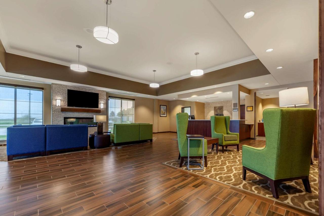  | Comfort Suites Grand Island