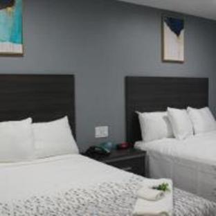 Room #52811906 at SureStay Hotel by Best Western Chowchilla Yosemite