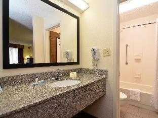 Room #44982418 at Best Western Athens Inn