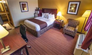 Room #44982421 at Best Western Athens Inn
