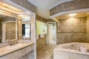 Room #2871411 at AC Lodge by Beach and Boardwalk
