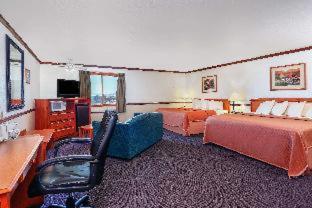 Room #35721322 at Howard Johnson Helena