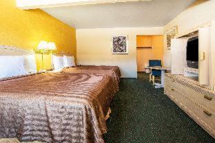 Room #109698224 at Travelodge by Wyndham Turlock