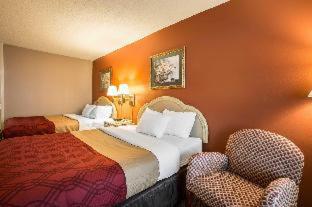 Room #49171909 at Greeneville Inn and Suites