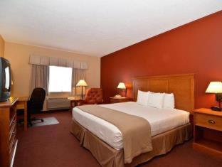 Room #51354845 at Best Western Plus The Inn at Horse Heaven