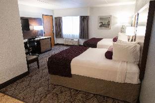 Room #48250441 at Best Western Plus Longbranch Hotel & Convention Center