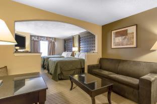 Room #49118211 at Quality Inn & Suites Durant