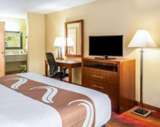 Room #27742511 at Quality Inn & Suites Albuquerque West