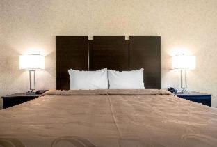 Room #34042311 at Quality Inn Monee I-57